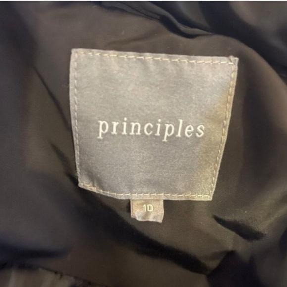 Principals Long Belted and Hooded Puffer Coat -Like New - Picture 5 of 5